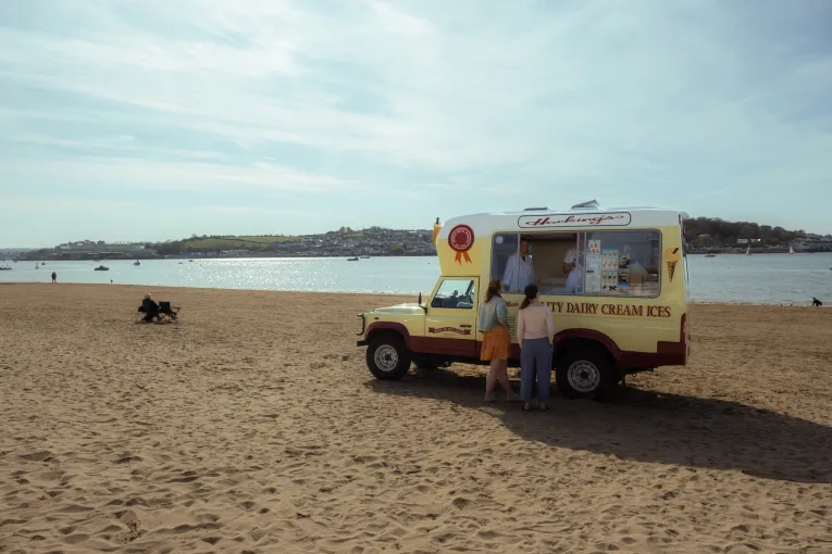 Hockings Ice cream van on Instow beach