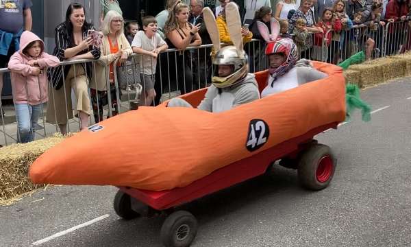 Carrot shaped Go kart racing down hill at Bideford Soapbox event