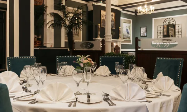 Palm court