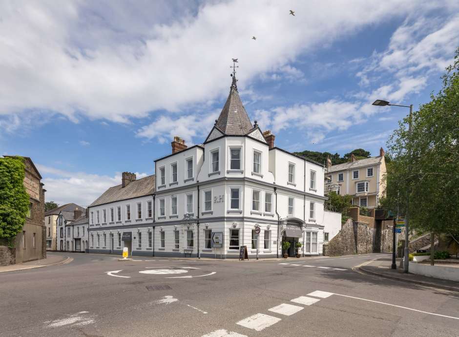 Royal Hotel Exterior from Road